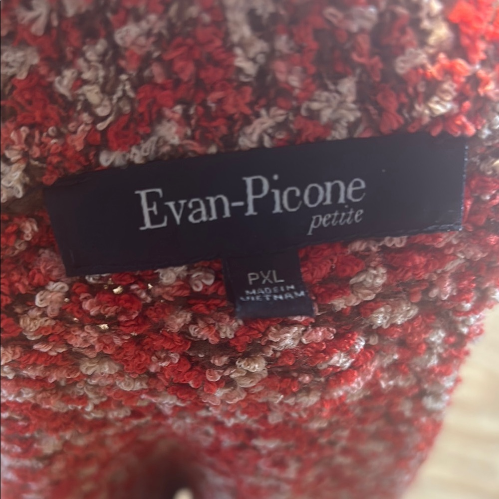 Women's Red beige and brown sweater - Picture 4 of 4